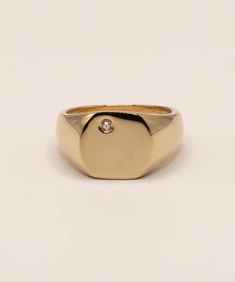 Bague chevaliere homme personnalisee gravure arnaud 001