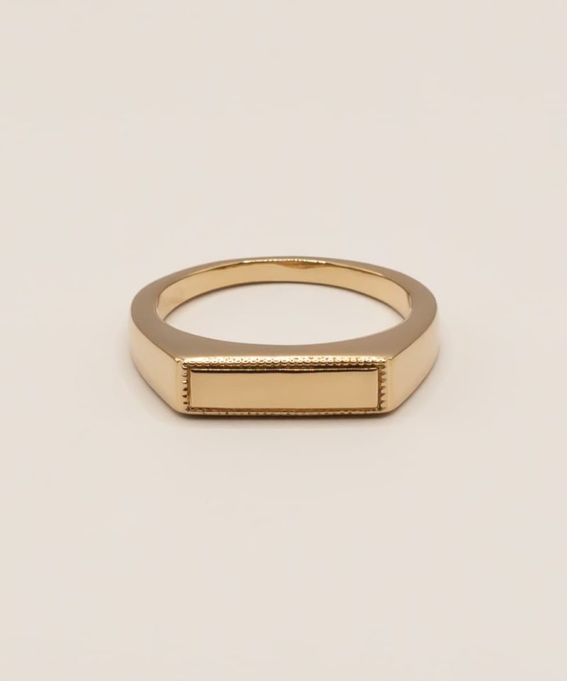 Bague chevalierepersonnalisee gravure lina 001